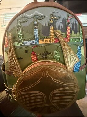 Brand New Harry Potter Golden Snitch Loungefly bag